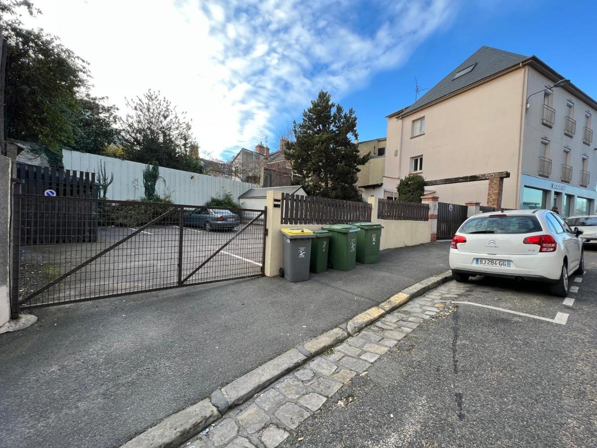Cosy Loire, T2 Neuf, Front De Loire ,Vue Cathedrale,5Min A Pied Centre Ville Et Parking Prive Orleans Exterior photo